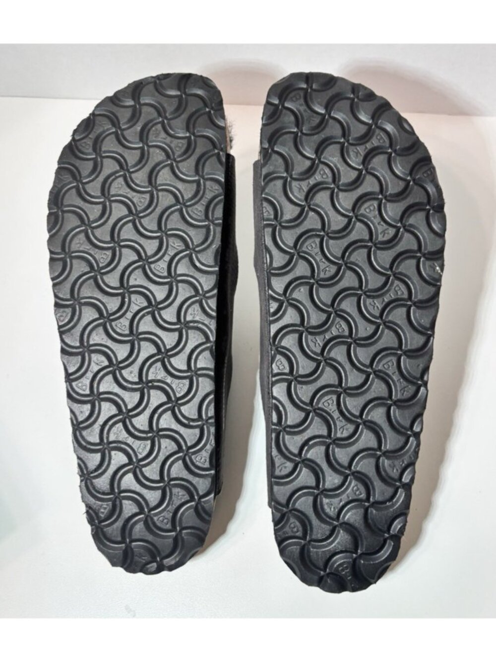 Birkenstock ARIZONA FUR Shearling EU40 BLACK W9/M7 Sandals - Picture 4 of 8